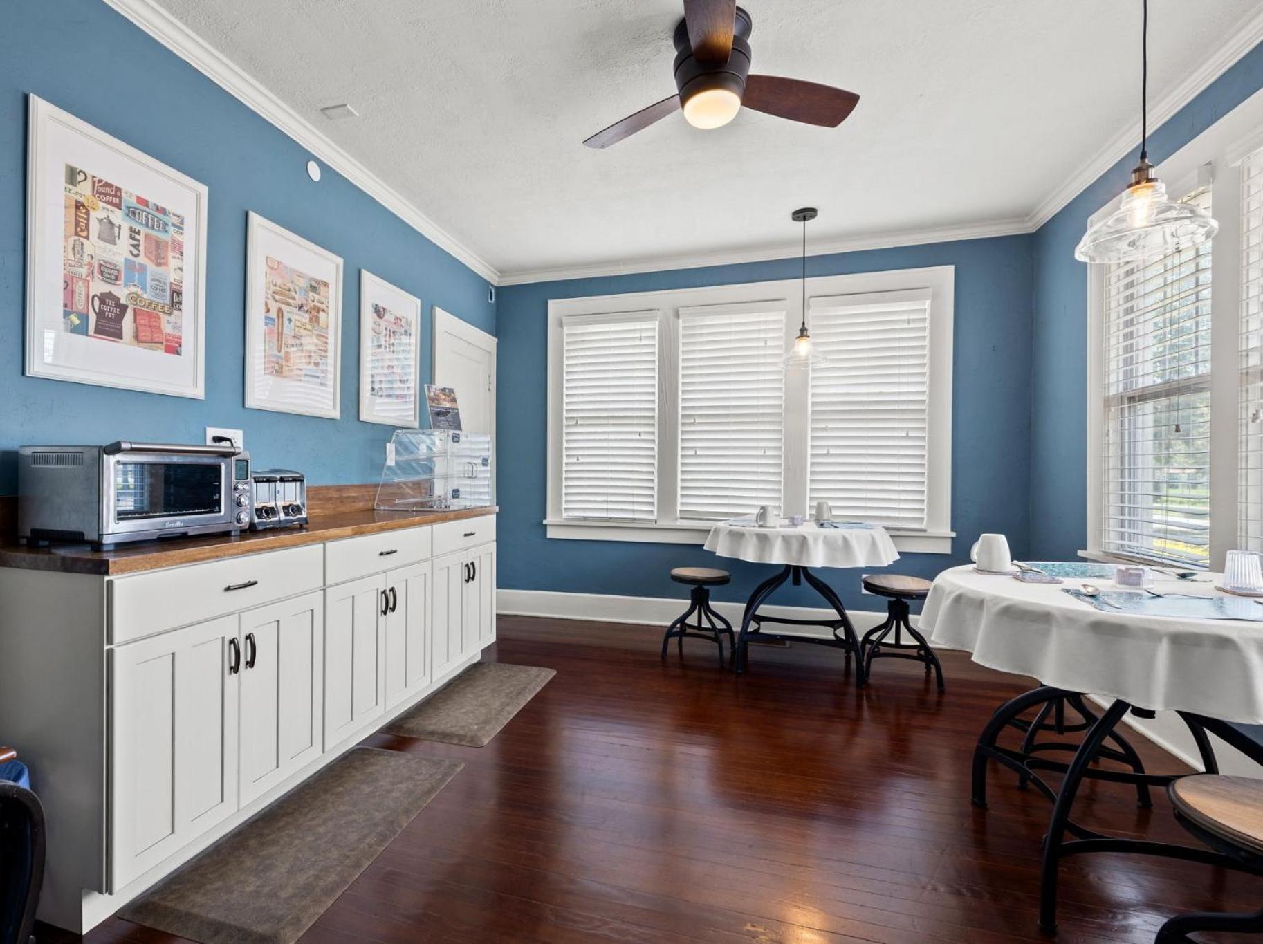 The Kenwood Gables Bed & Breakfast St. Petersburg Ngoại thất bức ảnh