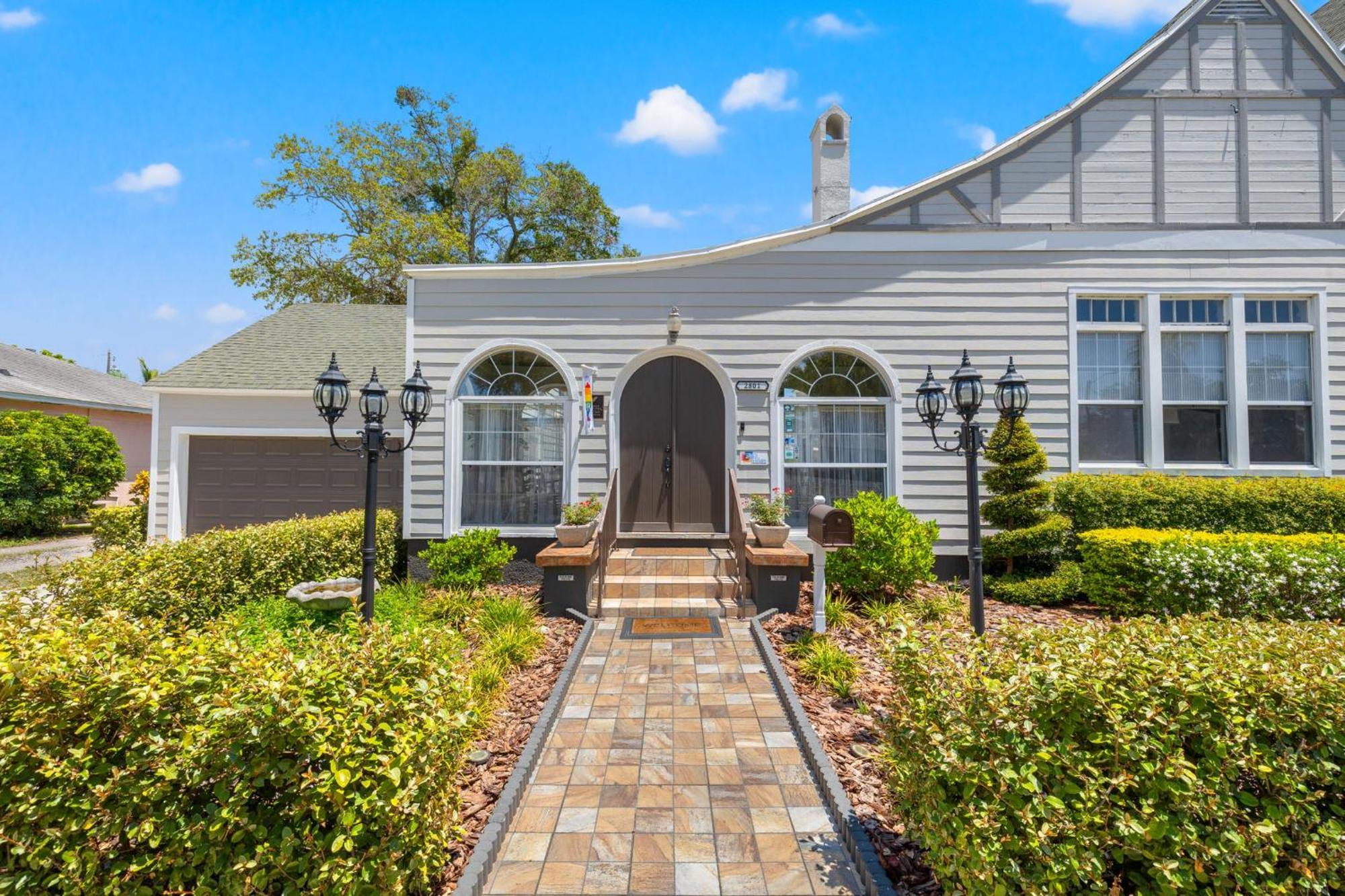 The Kenwood Gables Bed & Breakfast St. Petersburg Ngoại thất bức ảnh