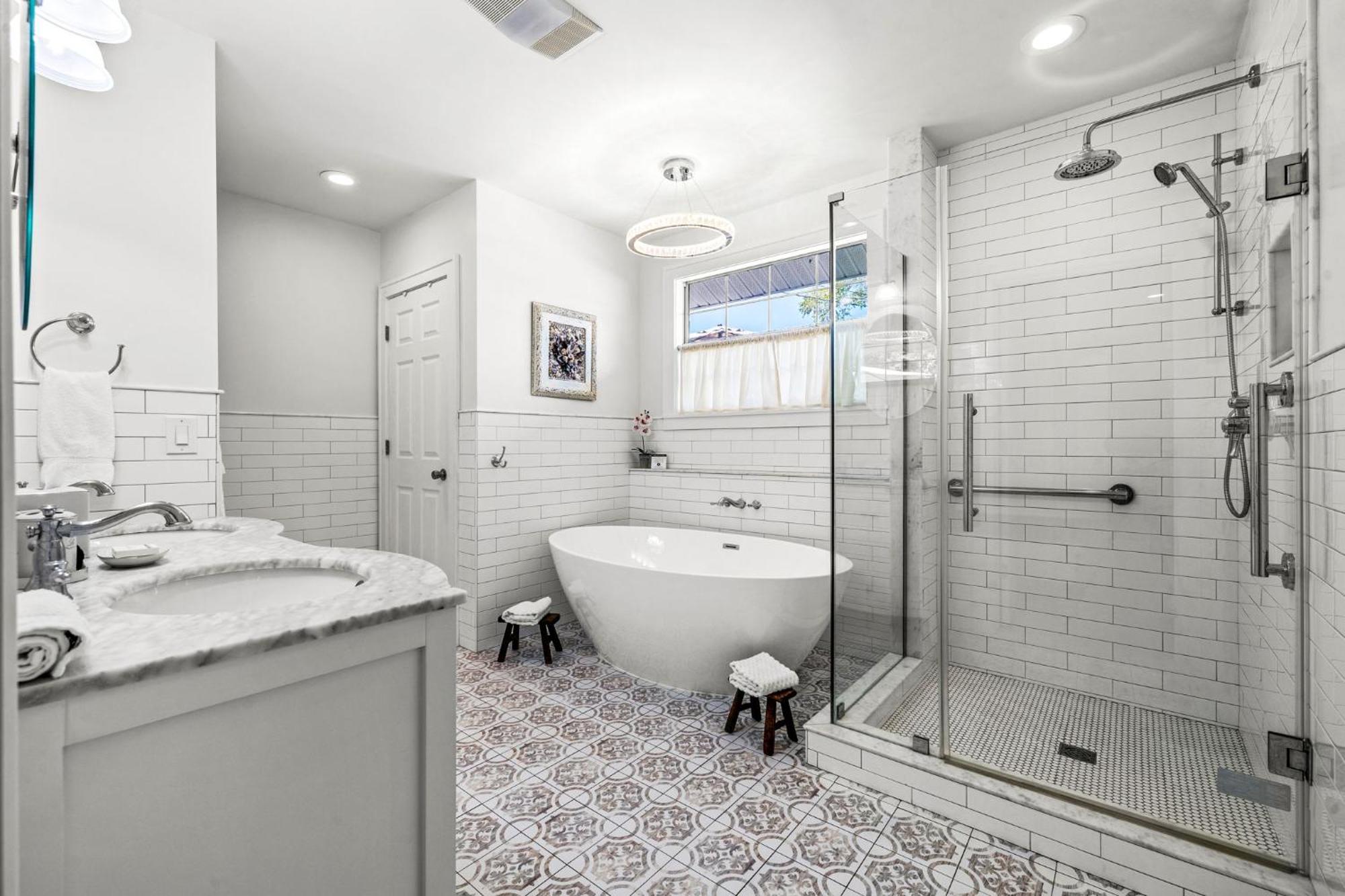 The Kenwood Gables Bed & Breakfast St. Petersburg Ngoại thất bức ảnh