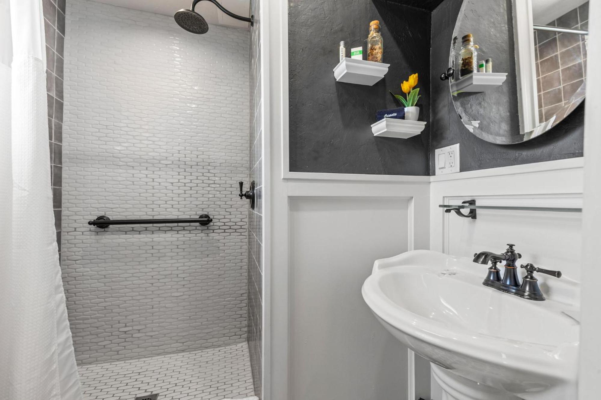 The Kenwood Gables Bed & Breakfast St. Petersburg Ngoại thất bức ảnh